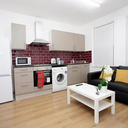 Kirkstall Serviced Leeds (West Yorkshire)