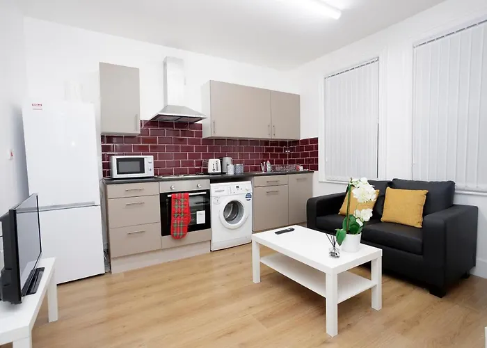 Kirkstall Serviced Leeds (West Yorkshire)