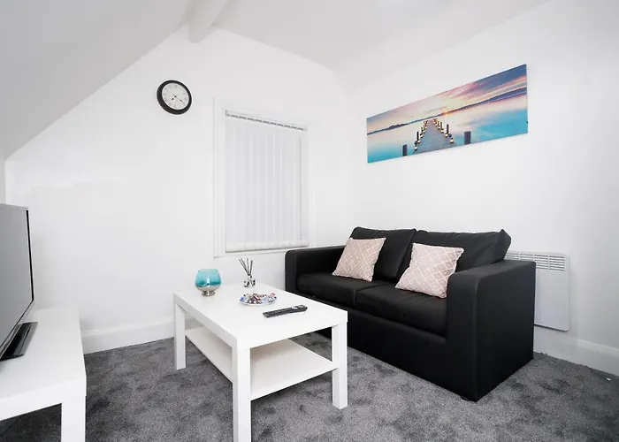 Kirkstall Serviced 利兹