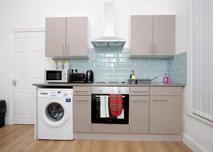 Kirkstall Serviced 利兹